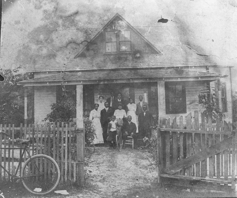 The Campbell Home at the settlement of Clifton